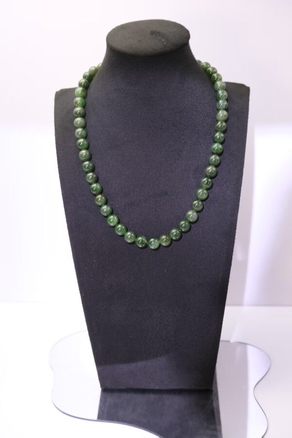 Exquisite Hetian Jade Necklace