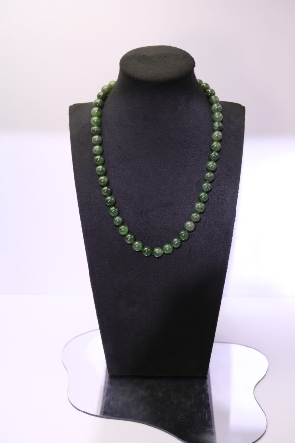 Exquisite Hetian Jade Necklace