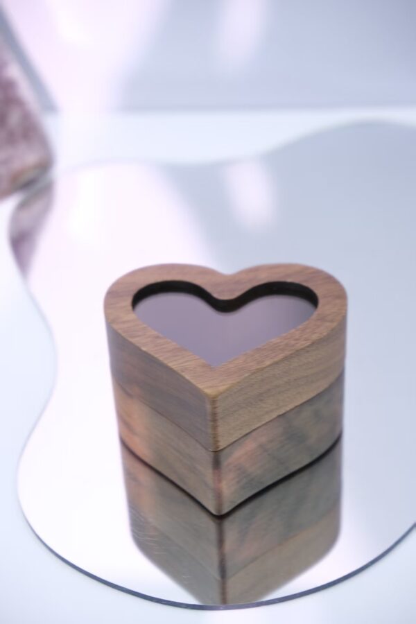 木质开窗求婚戒指收纳盒摆件