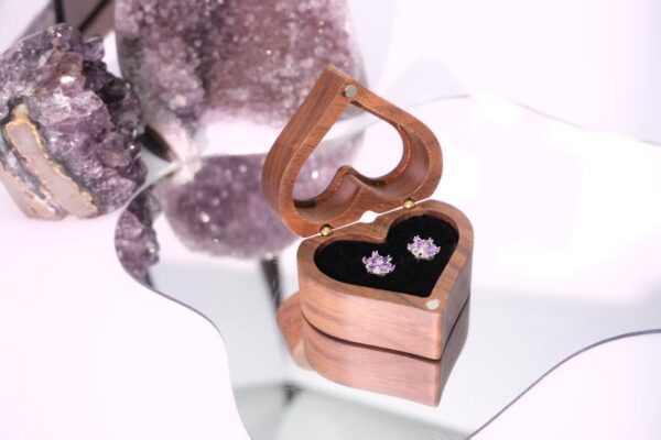 Exquisite 925 Sterling Silver Amethyst Floral Stud Earrings