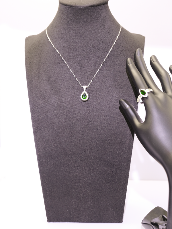 925 Sterling Silver Green Vesuvianite Pendant & Ring Set
