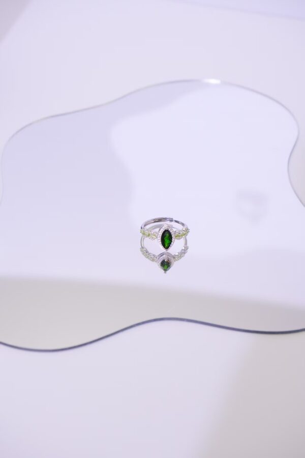 绿色透辉石戒指