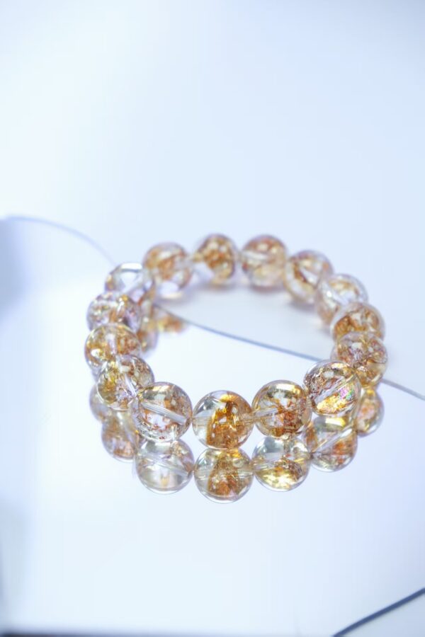 金箔胶花 手串 (6) Golden Foil in Amber Resin Bracelet