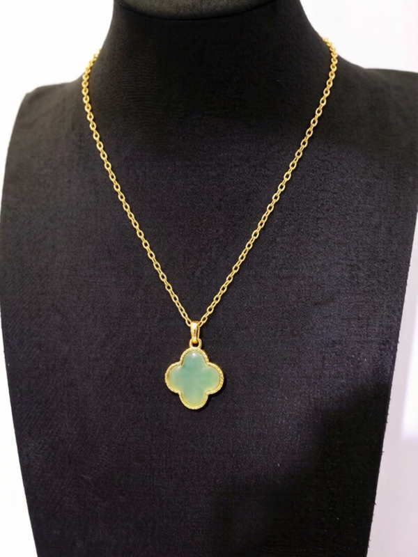 Four-Leaf  Jade Necklace with Traditional Chinese Goldsmithing