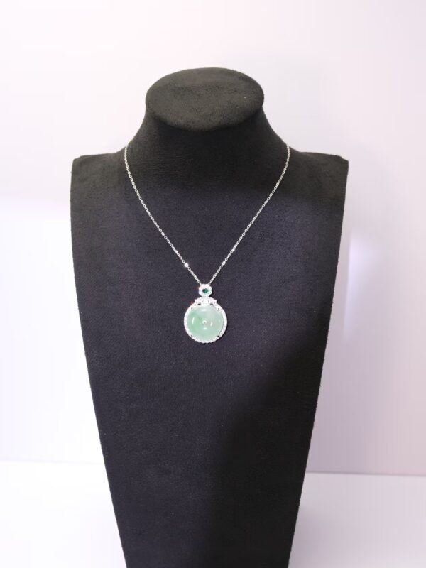 925 Silver Jade Round Pendant Necklace