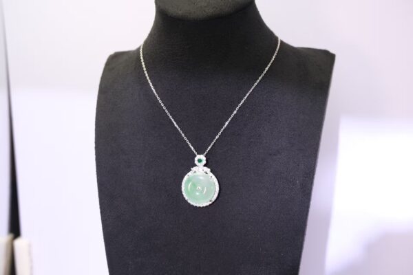 925 Silver Jade Round Pendant Necklace