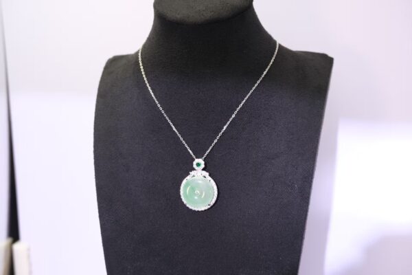 925 Silver Jade Round Pendant Necklace