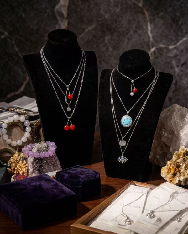 High-Quality  Waterproof Silver Necklace for Men & Women, Durable 316L Surgical Steel