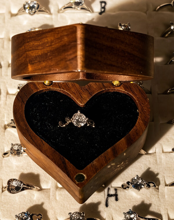 Free ring giveaway in spring livestream